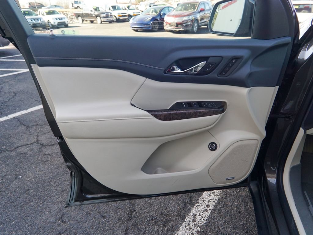 Used 2020 GMC Acadia Denali w/ LPO, Floor Liner Package AWD/4WD image 17