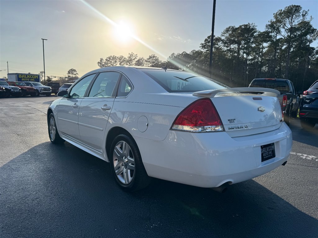 Used 2013 Chevrolet Impala LT w/ LT Sunroof Package image 6