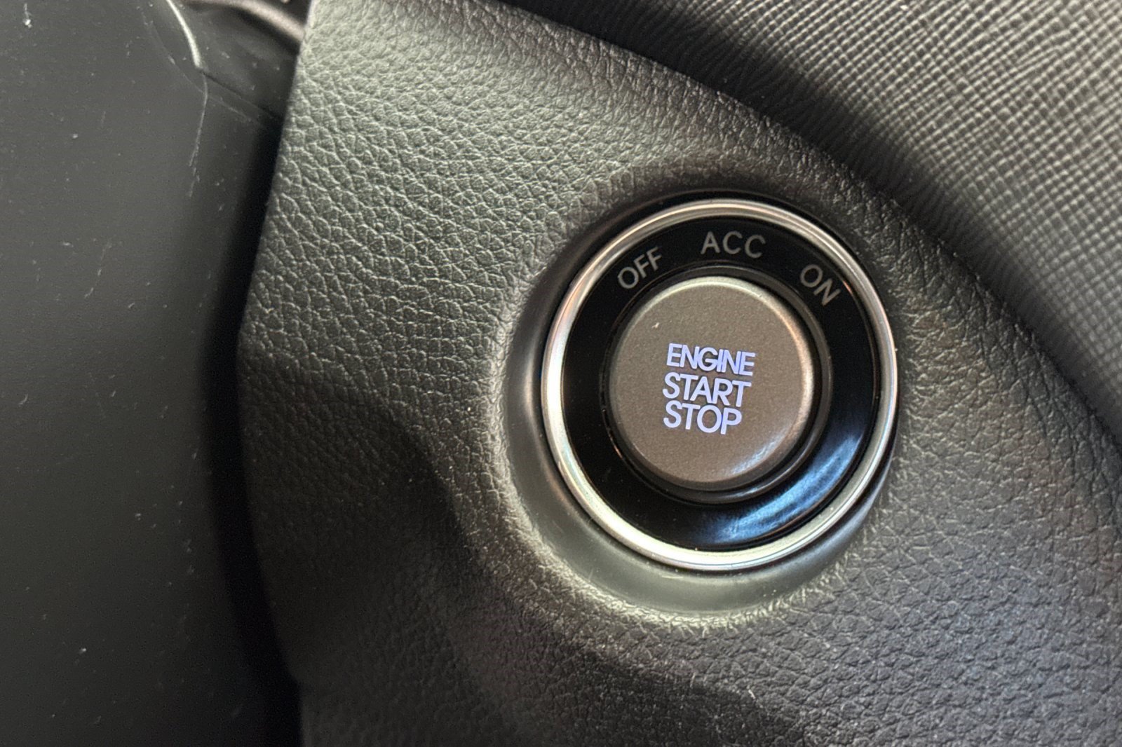 Used 2013 Hyundai Santa Fe Sport 2.0T AWD/4WD image 16