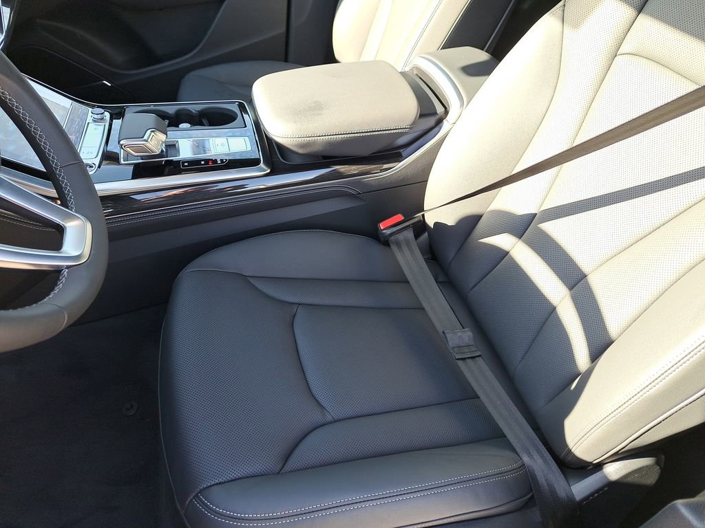 New 2026 Audi Q8 Premium Plus AWD/4WD image 18