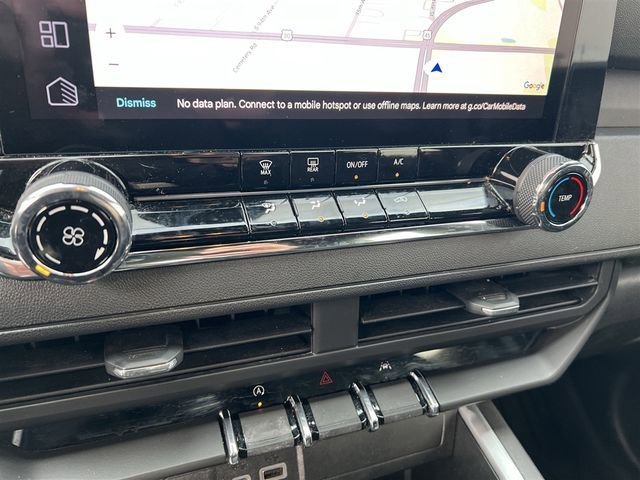 Certified 2023 Chevrolet Colorado Trail Boss w/ Technology Package image 28