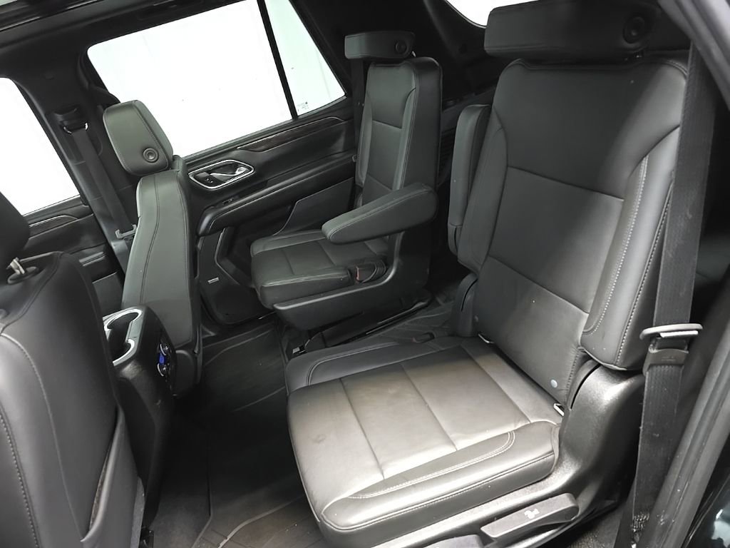 Used 2021 Chevrolet Tahoe Z71 w/ Z71 Signature Package image 32