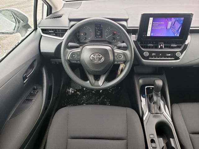 Used 2025 Toyota Corolla LE image 16