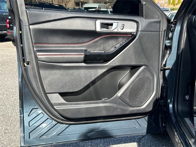 Certified 2022 Ford Explorer ST-Line w/ Class IV Trailer Tow Package image 10