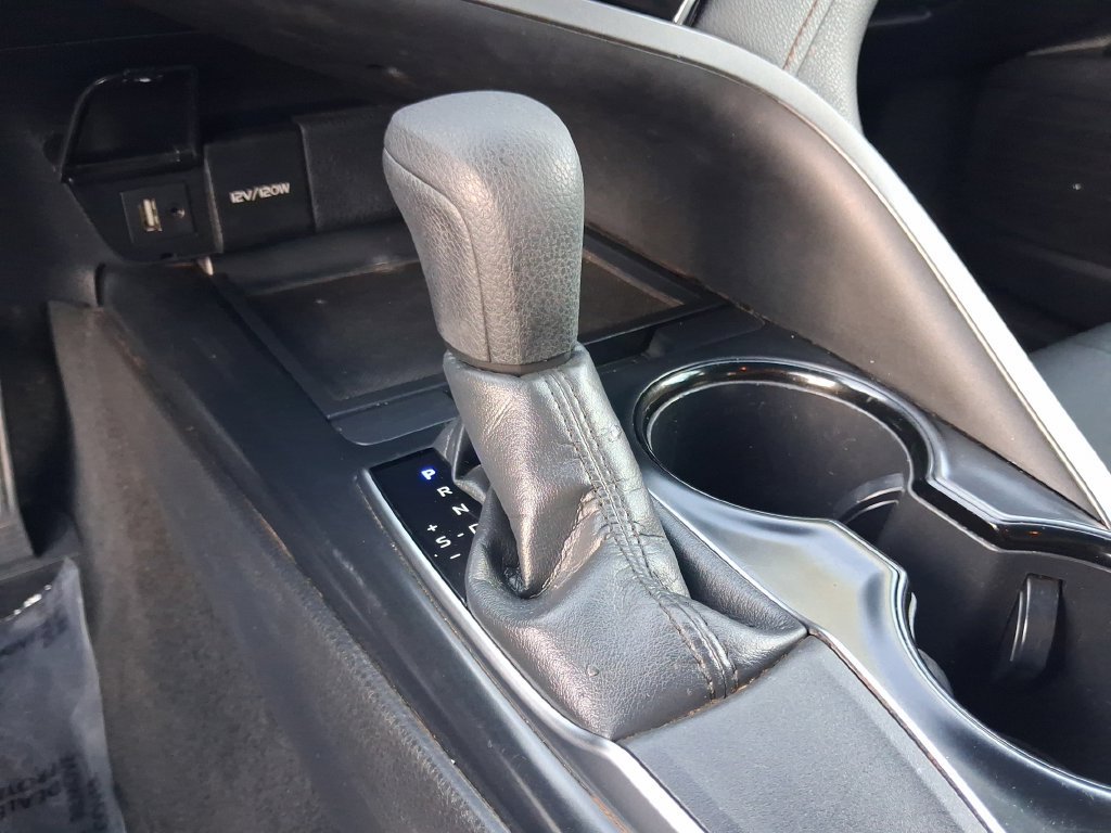 Used 2018 Toyota Camry LE FWD image 20