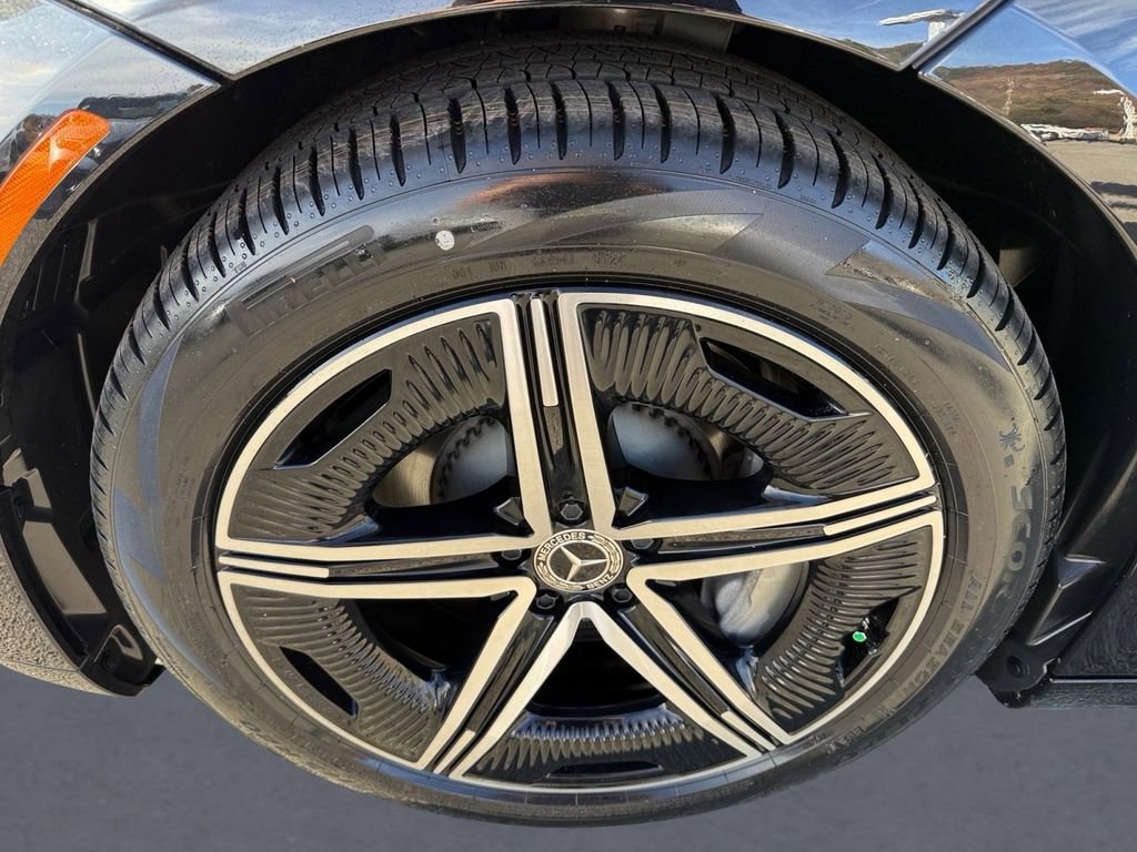 Certified 2023 Mercedes-Benz EQS 580 4MATIC Sedan image 8