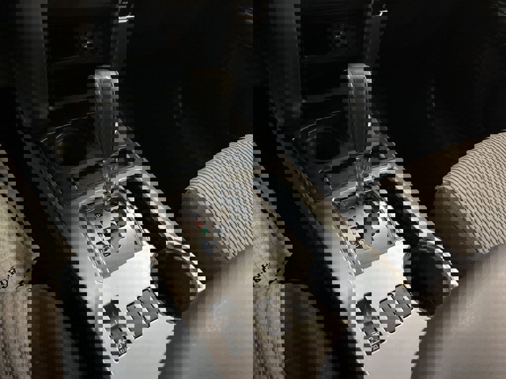 Used 2014 Toyota 4Runner image 25