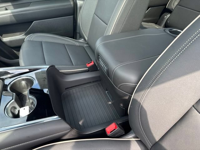 New 2026 Chevrolet Suburban Premier w/ Sun And Tow Package AWD/4WD image 40
