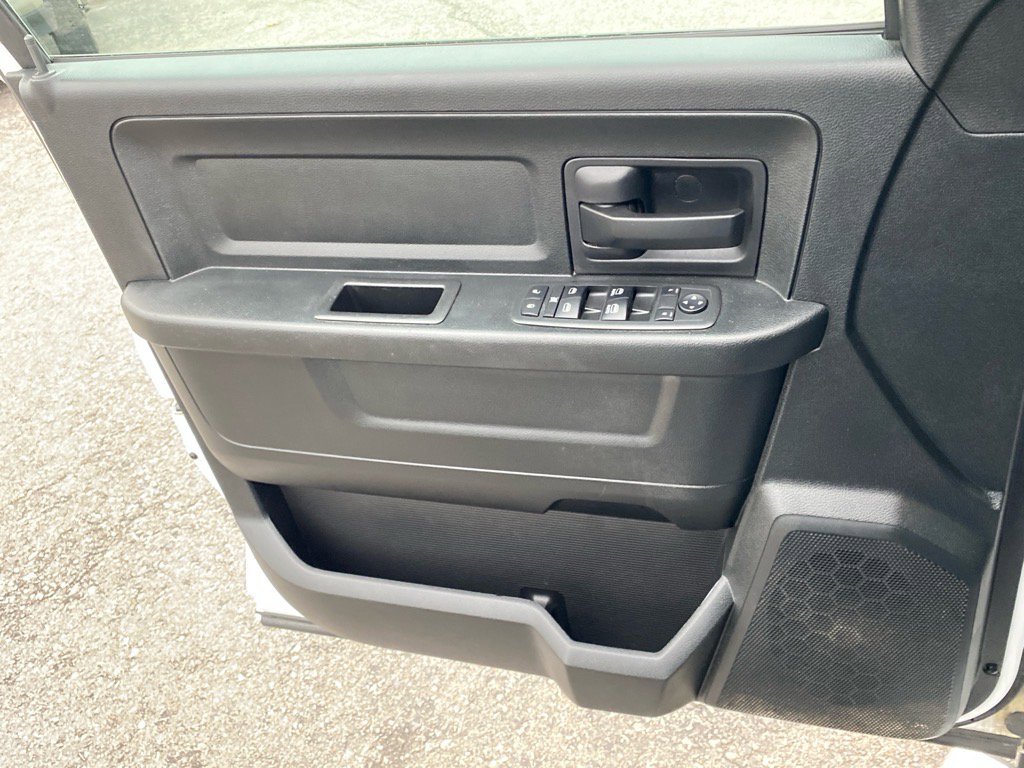 Used 2018 RAM 1500 Express w/ Express Value Package image 19