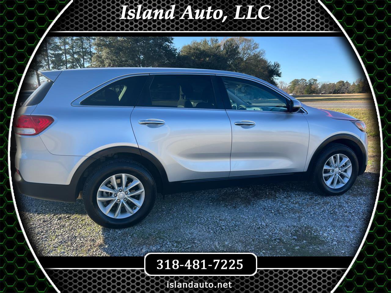 Used 2017 Kia Sorento L image 1
