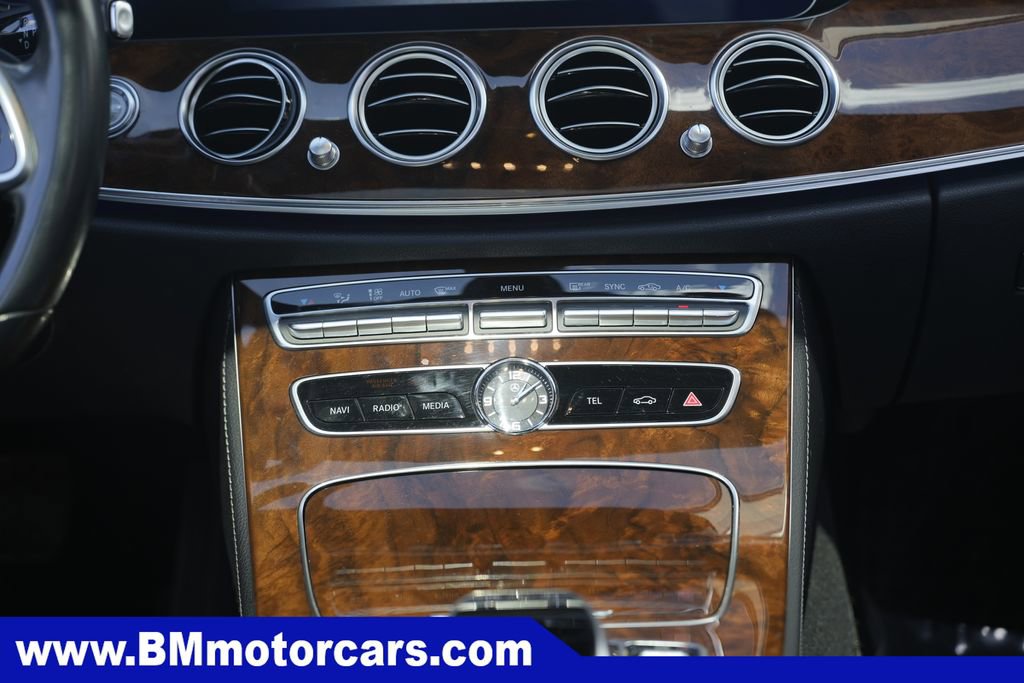 Used 2020 Mercedes-Benz E 350 4MATIC Sedan image 43