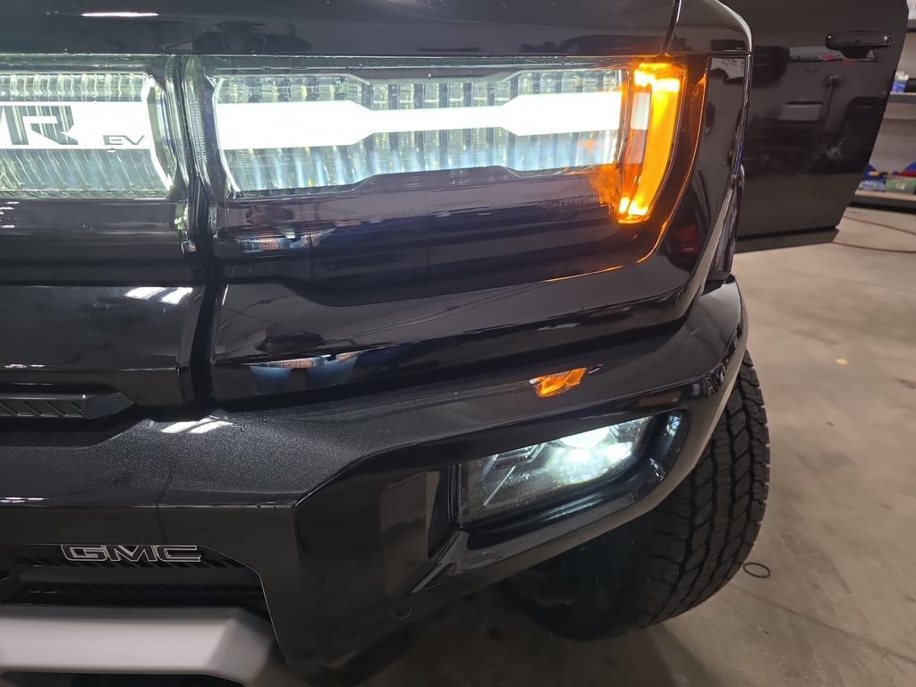 New 2026 GMC Hummer EV SUV w/ LPO, Dark Essentials Package image 35