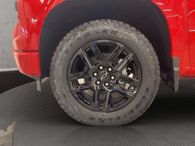 New 2026 Chevrolet Silverado 1500 Custom w/ Turbomax Blackout Package AWD/4WD image 10