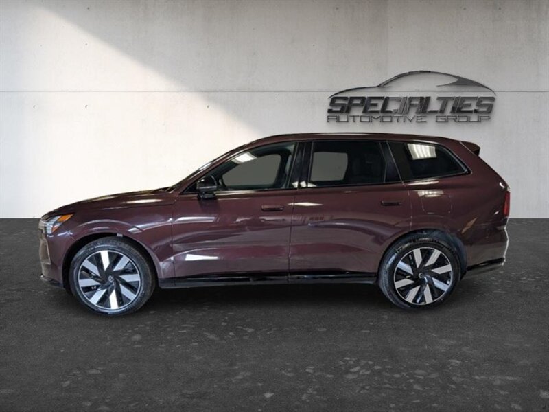 Used 2025 Volvo EX90 Ultra AWD/4WD image 7