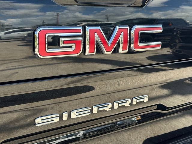 Used 2020 GMC Sierra 1500 SLT w/ SLT Premium Plus Package RWD image 9