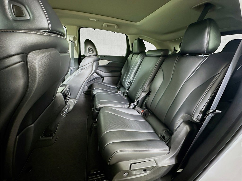 Used 2023 Acura MDX SH-AWD w/ Technology Package image 15