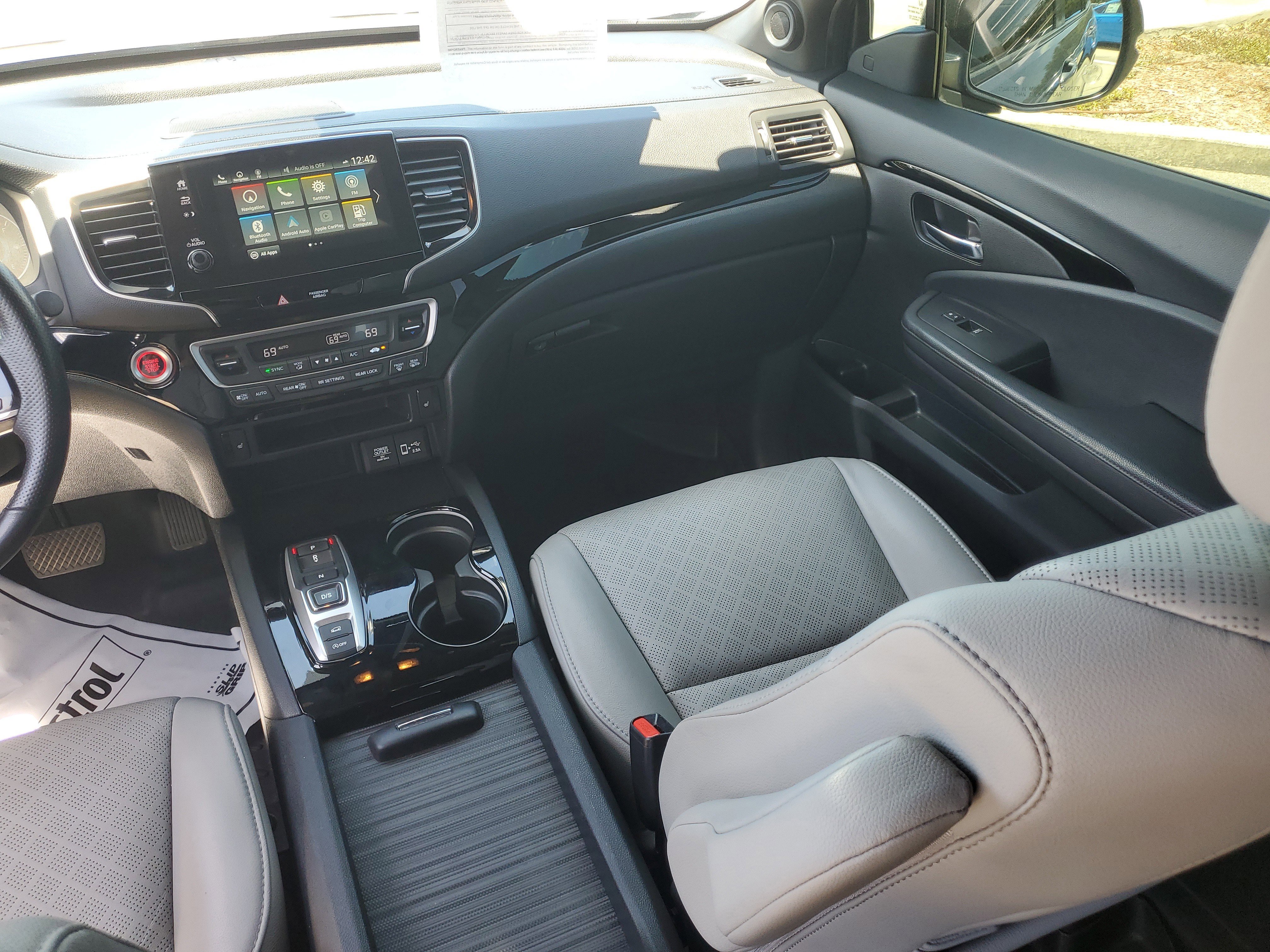 Certified 2020 Honda Passport Touring image 16