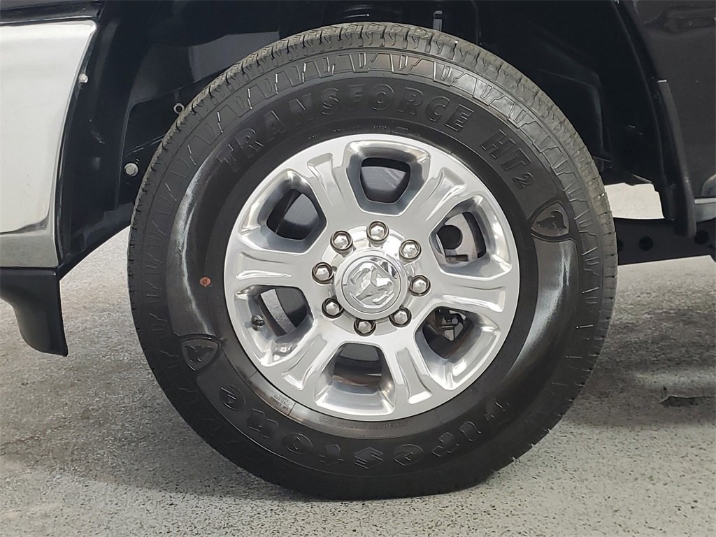 Used 2024 RAM 2500 Big Horn w/ Level 2 Equipment Group image 8