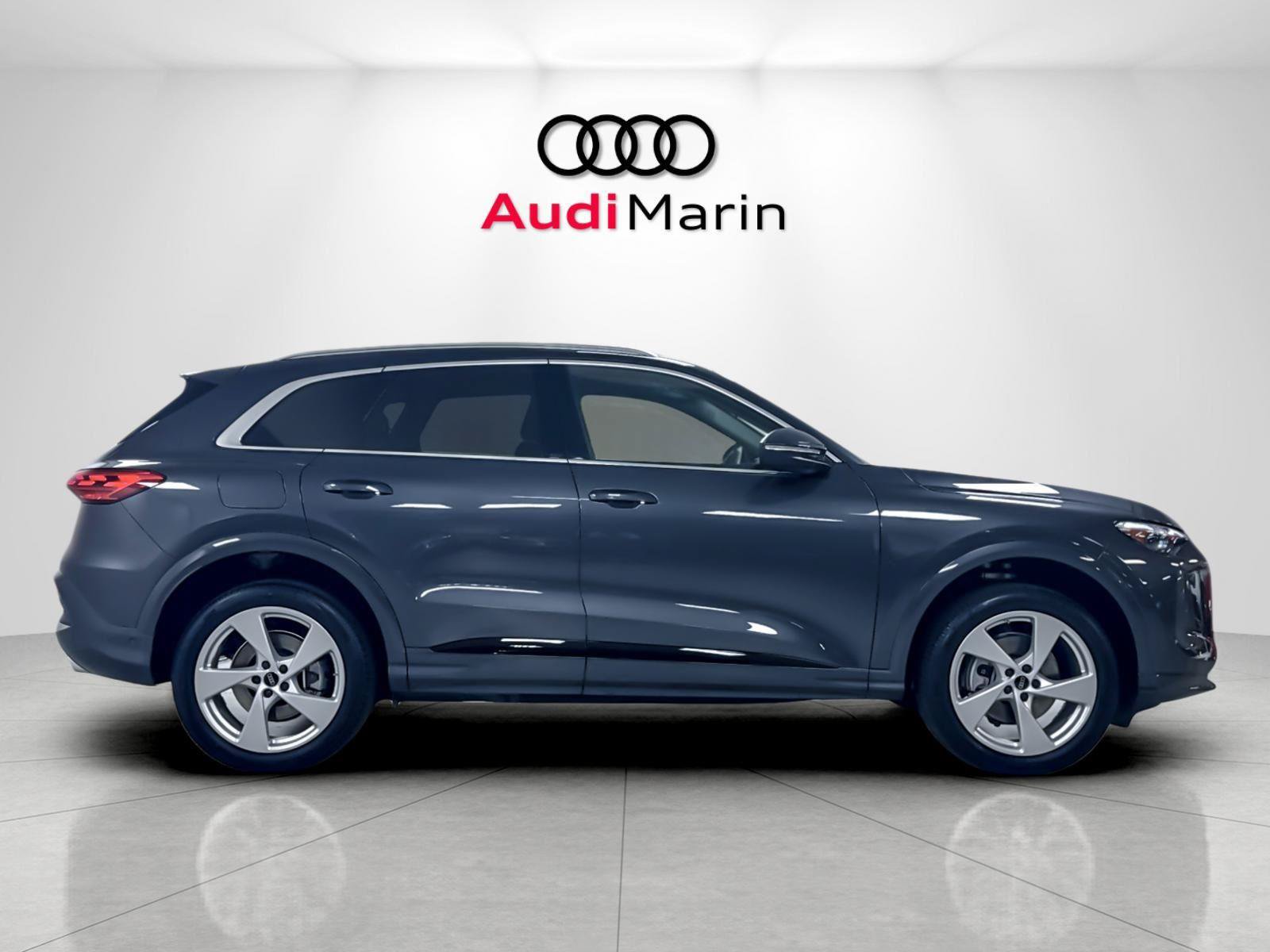 Used 2025 Audi Q5 Premium w/ Premium Plus AWD/4WD image 6