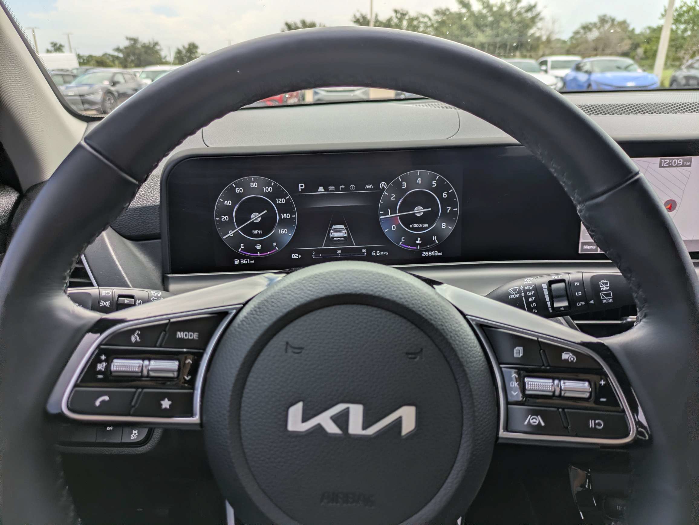 Certified 2024 Kia Seltos EX FWD image 33