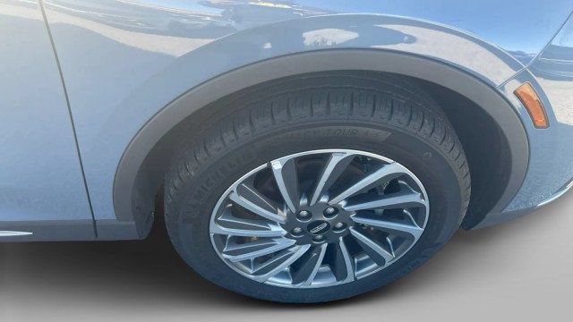 Used 2023 Lincoln Corsair Reserve FWD image 19