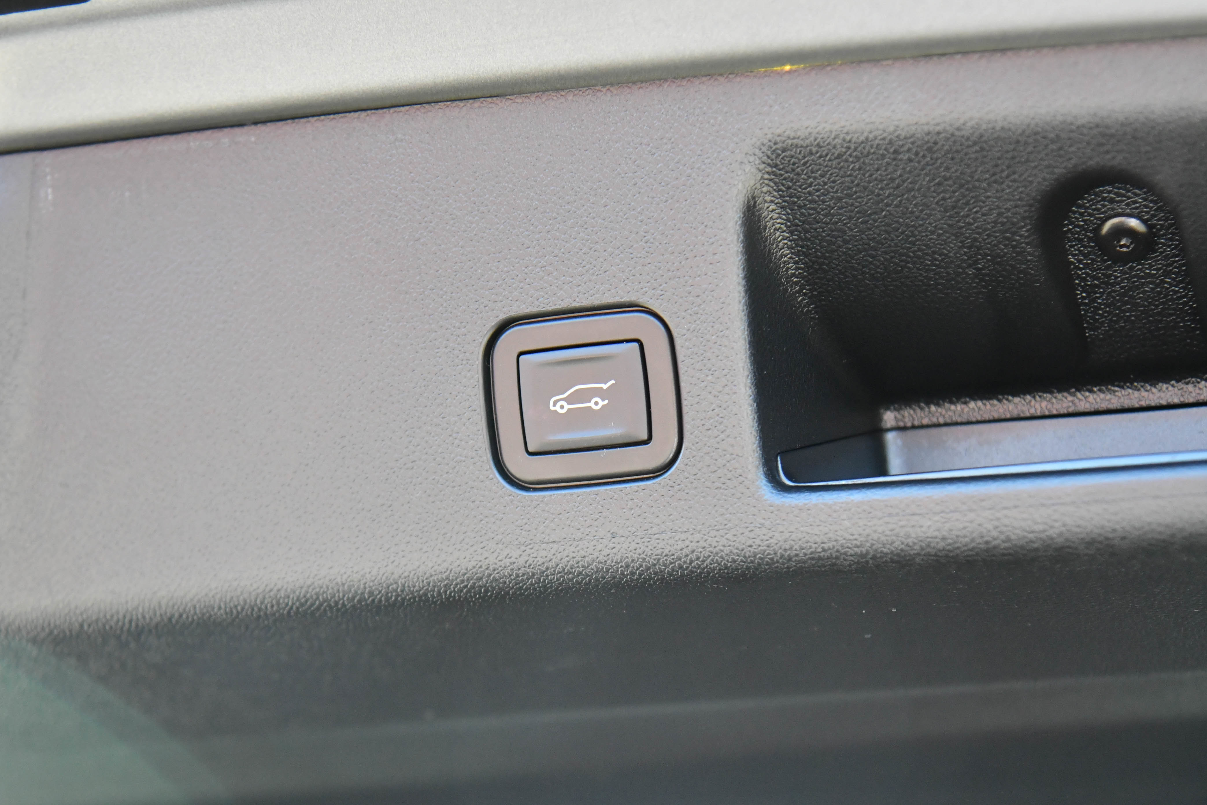 Used 2025 Chevrolet Equinox EV LT w/ Convenience Package FWD image 49