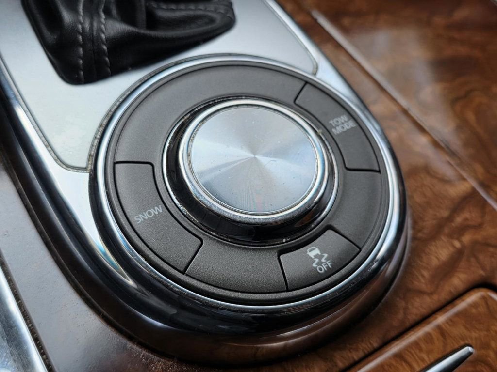 Used 2016 INFINITI QX80 2WD w/ Deluxe Technology Package image 34