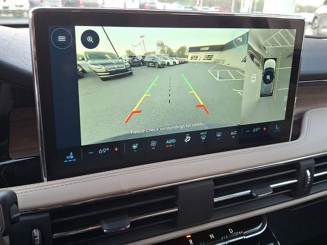 Certified 2025 Lincoln Corsair Reserve w/ Jet Appearance Package AWD/4WD image 13