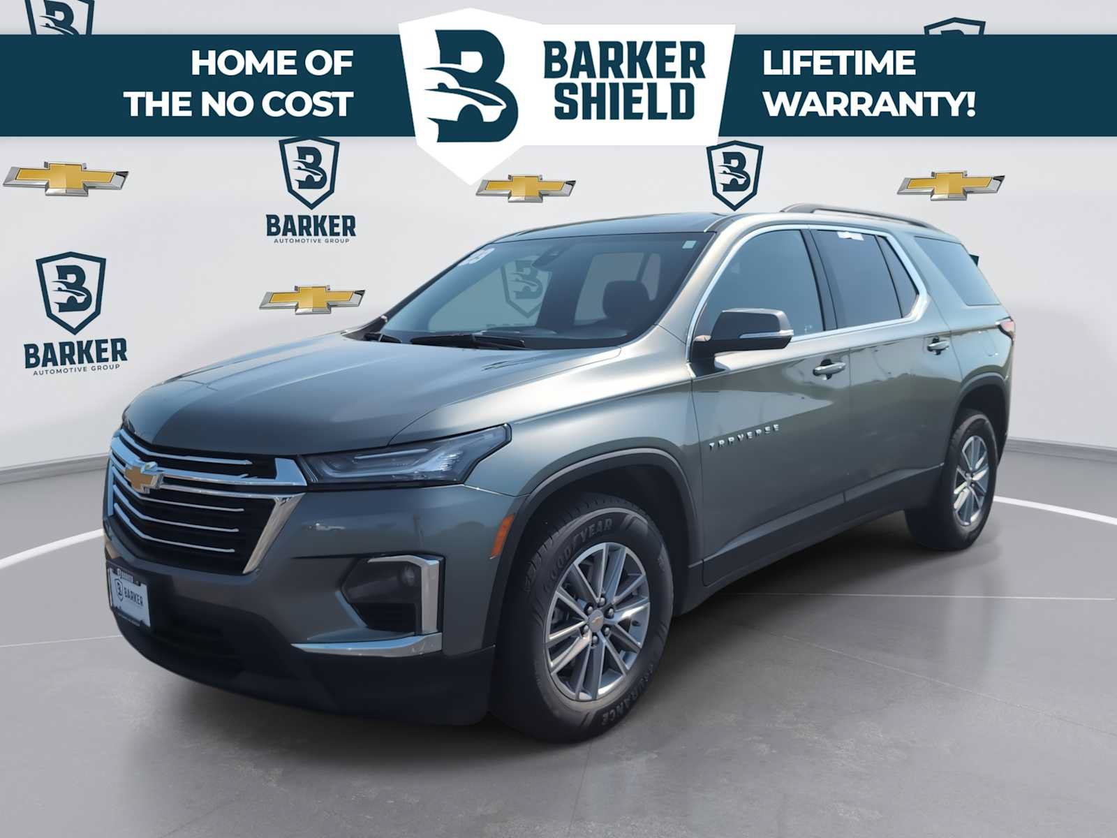 Used 2023 Chevrolet Traverse LT FWD image 1