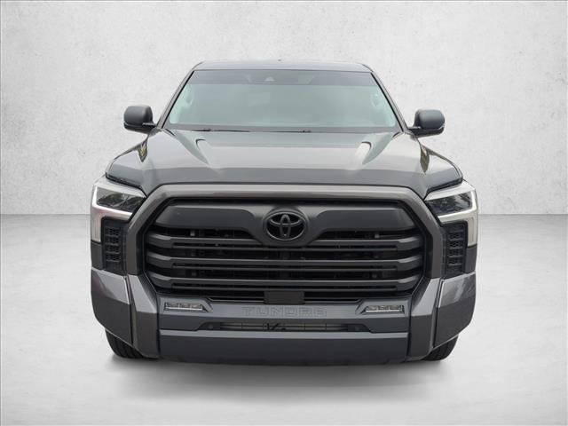 Used 2022 Toyota Tundra SR5 w/ SR5 Convenience Package RWD image 2