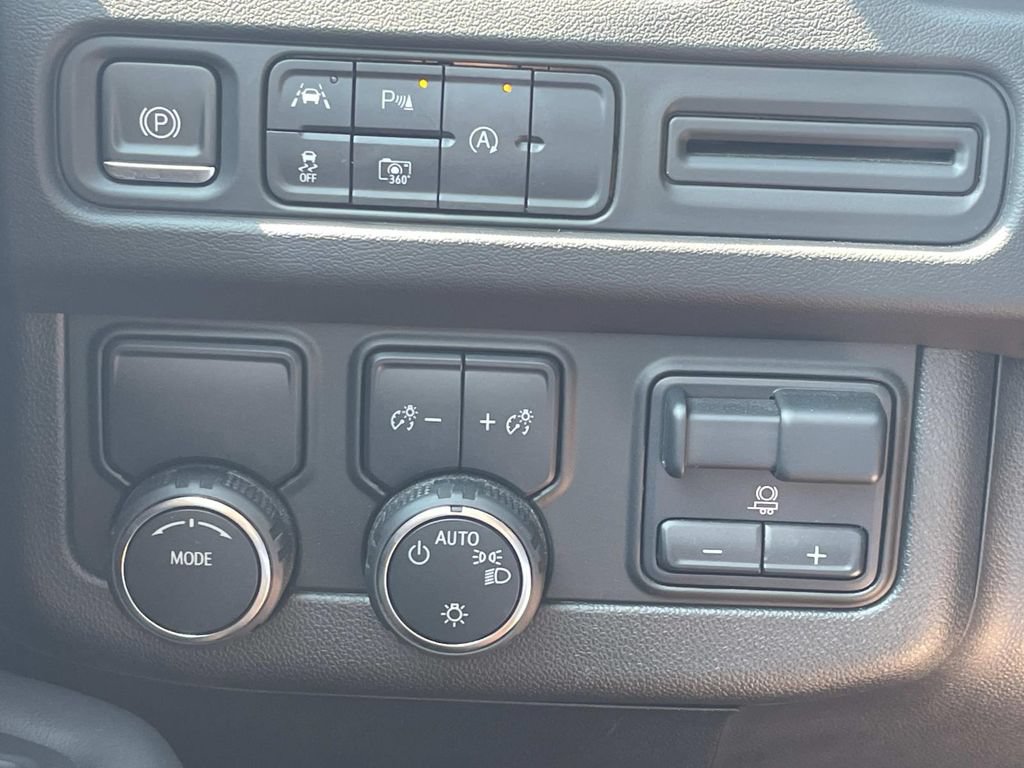 Used 2024 Chevrolet Tahoe RST w/ Luxury Package RWD image 35