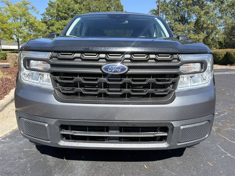 Used 2023 Ford Maverick XL FWD image 3