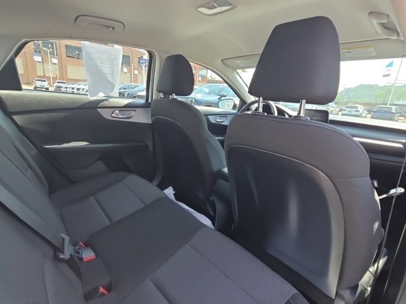 Used 2024 Kia Forte LXS FWD image 15