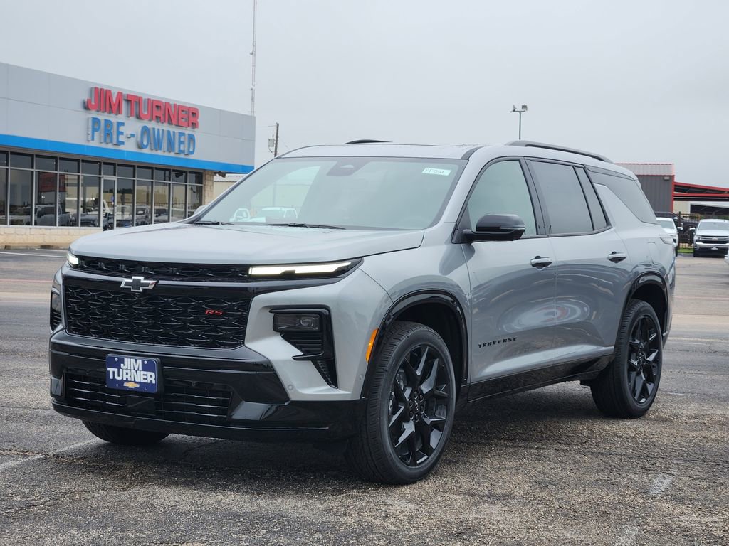 New 2026 Chevrolet Traverse RS w/ LPO, Floor Liner Package FWD image 2