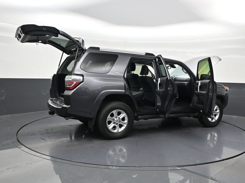Used 2022 Toyota 4Runner SR5 RWD image 31