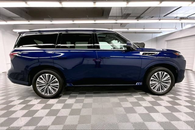 Used 2025 INFINITI QX80 Sensory AWD/4WD image 15