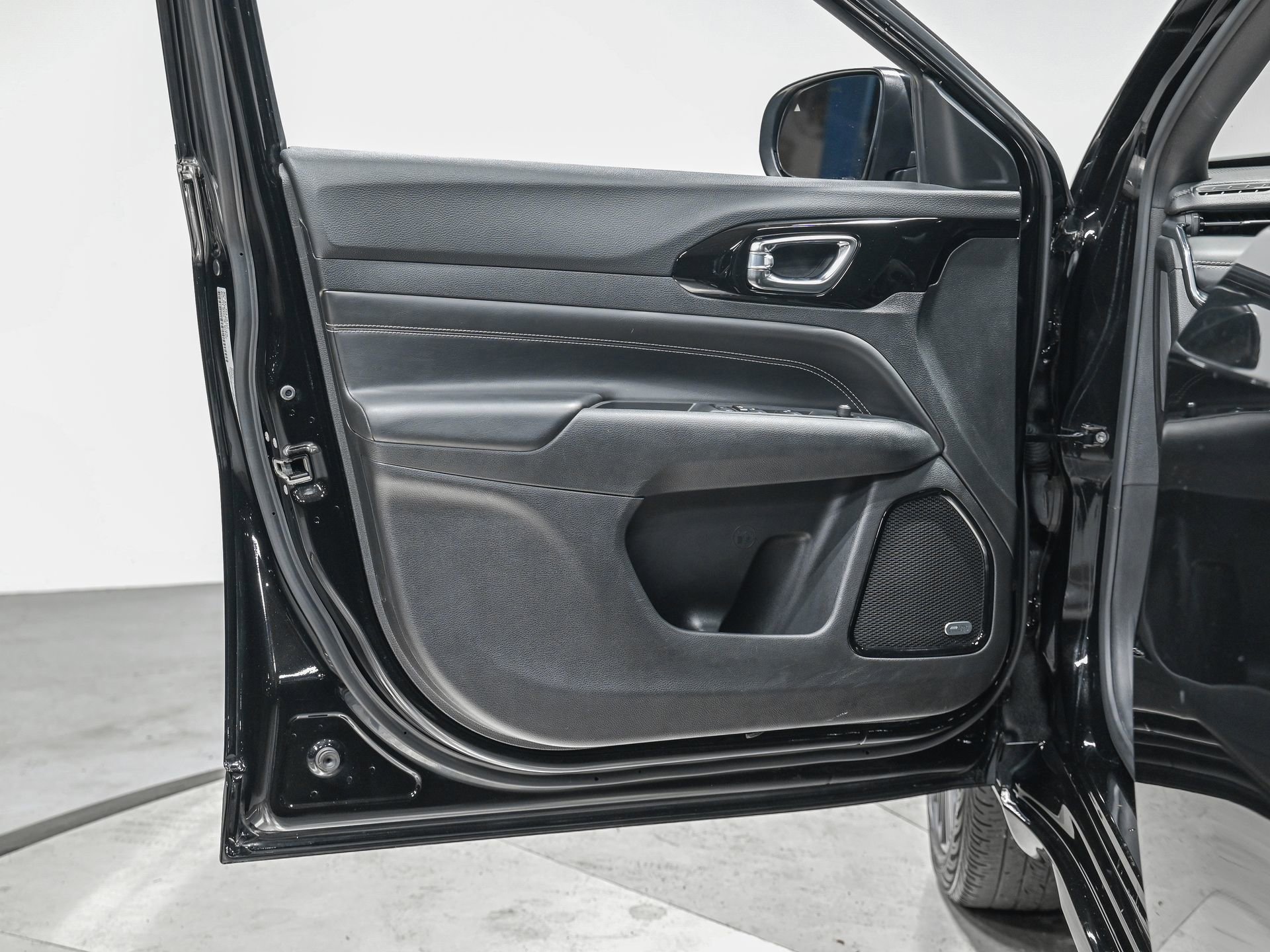 Used 2022 Jeep Compass High Altitude image 12