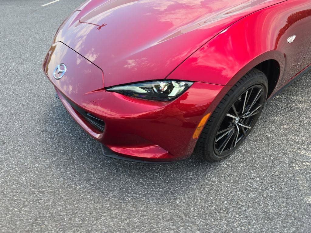 New 2026 MAZDA MX-5 Miata Grand Touring RWD image 9