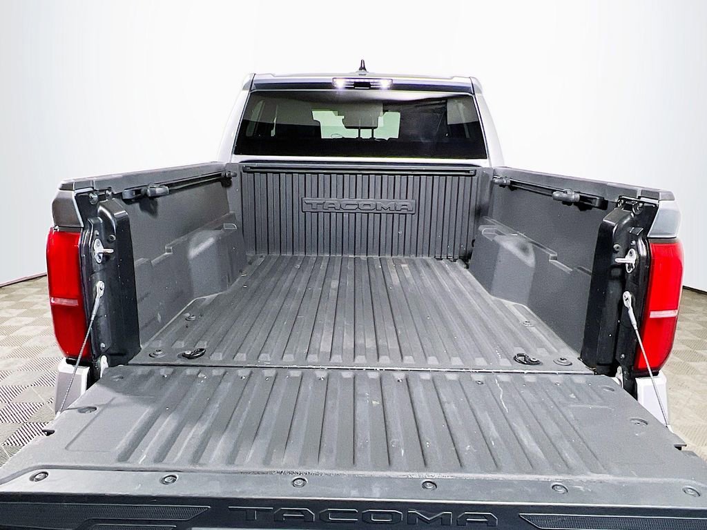 Certified 2024 Toyota Tacoma TRD Off-Road image 23