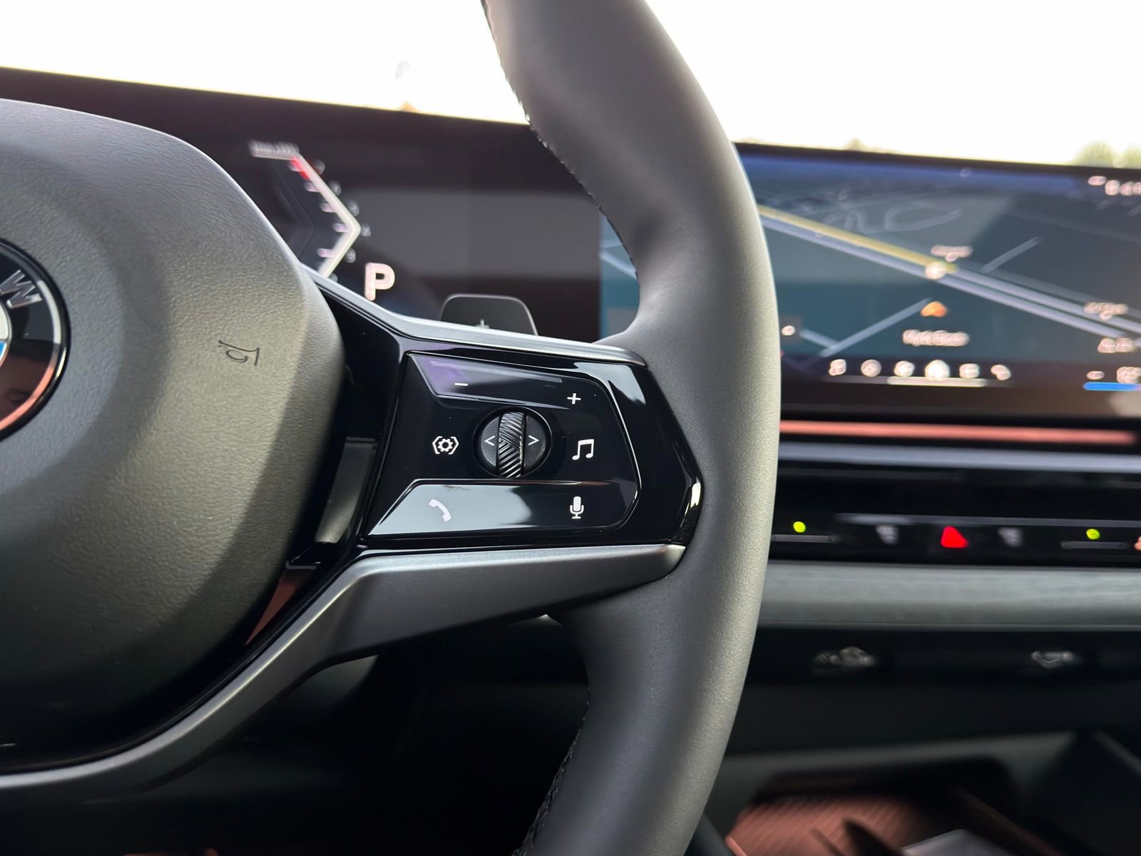 New 2026 BMW 530i w/ Premium Package image 25