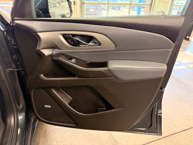 Used 2019 Chevrolet Traverse LT w/ LT Premium Package AWD/4WD image 29