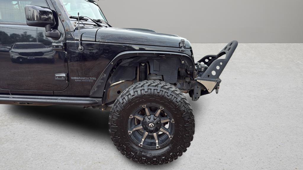 Used 2015 Jeep Wrangler Unlimited Sahara AWD/4WD image 20