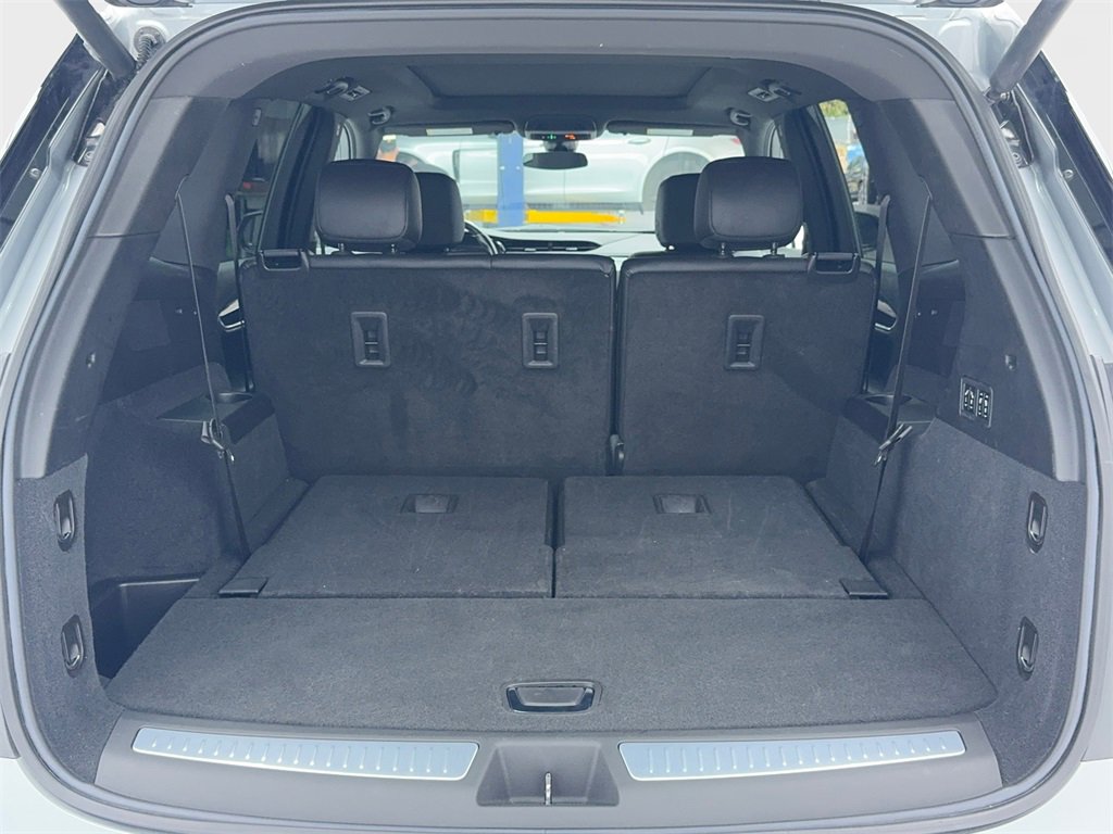 Used 2024 Cadillac XT6 Sport image 12