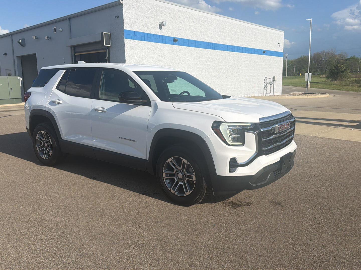 Used 2025 GMC Terrain Elevation AWD/4WD image 7