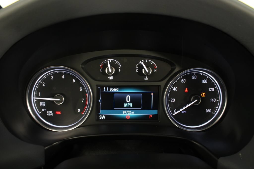 Used 2019 Buick Enclave Essence FWD image 11