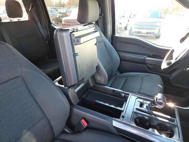 Certified 2022 Ford F150 XLT w/ Equipment Group 302A High image 31