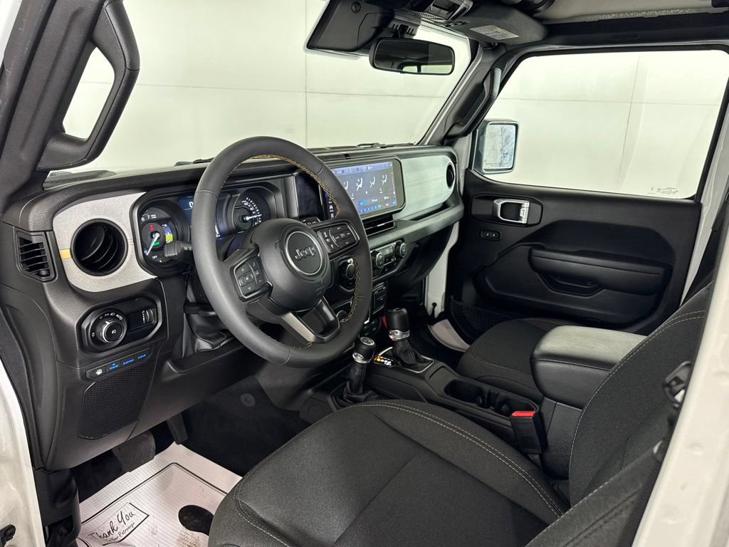 Certified 2024 Jeep Wrangler Unlimited AWD/4WD image 17
