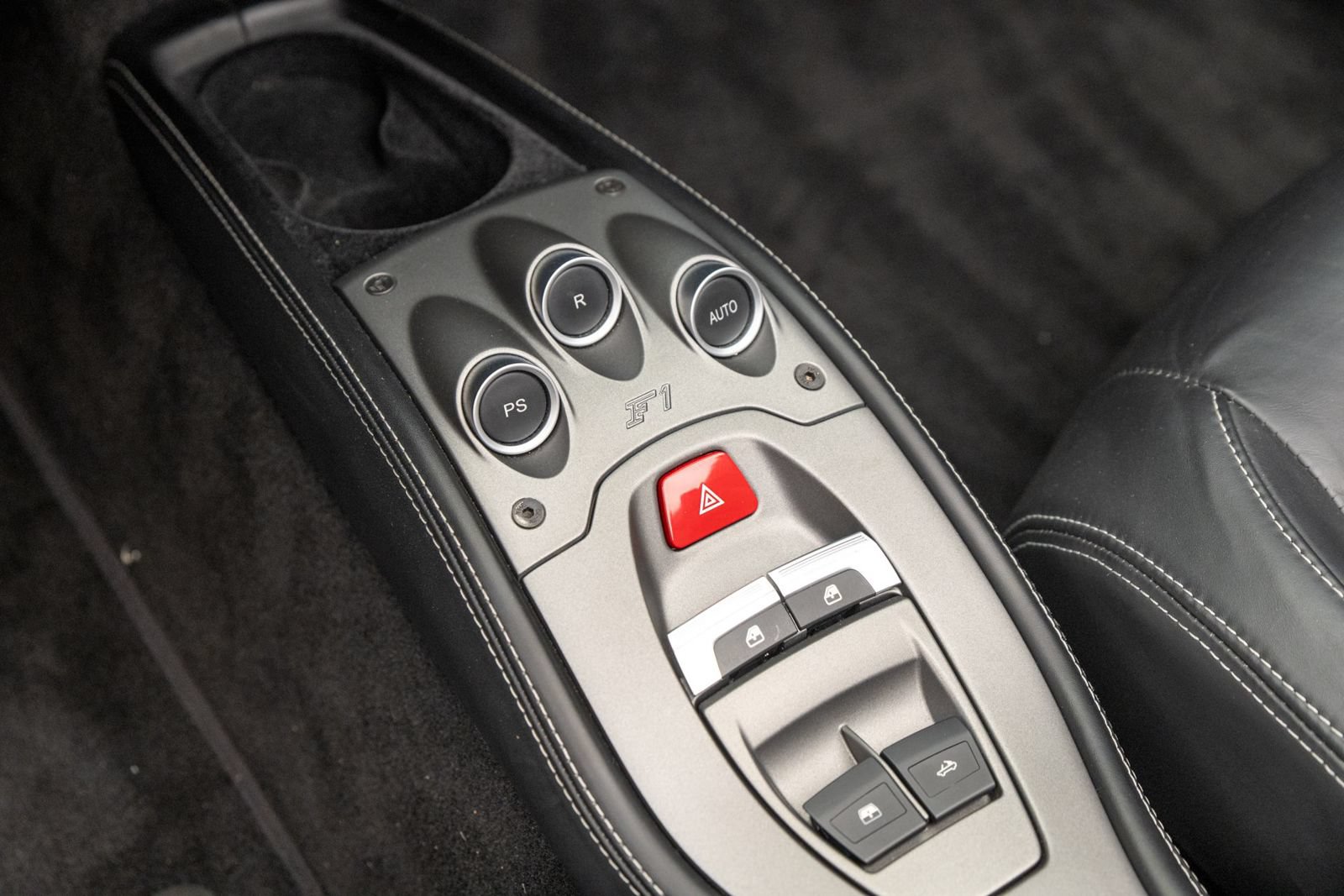 Used 2012 Ferrari 458 Spider RWD image 35