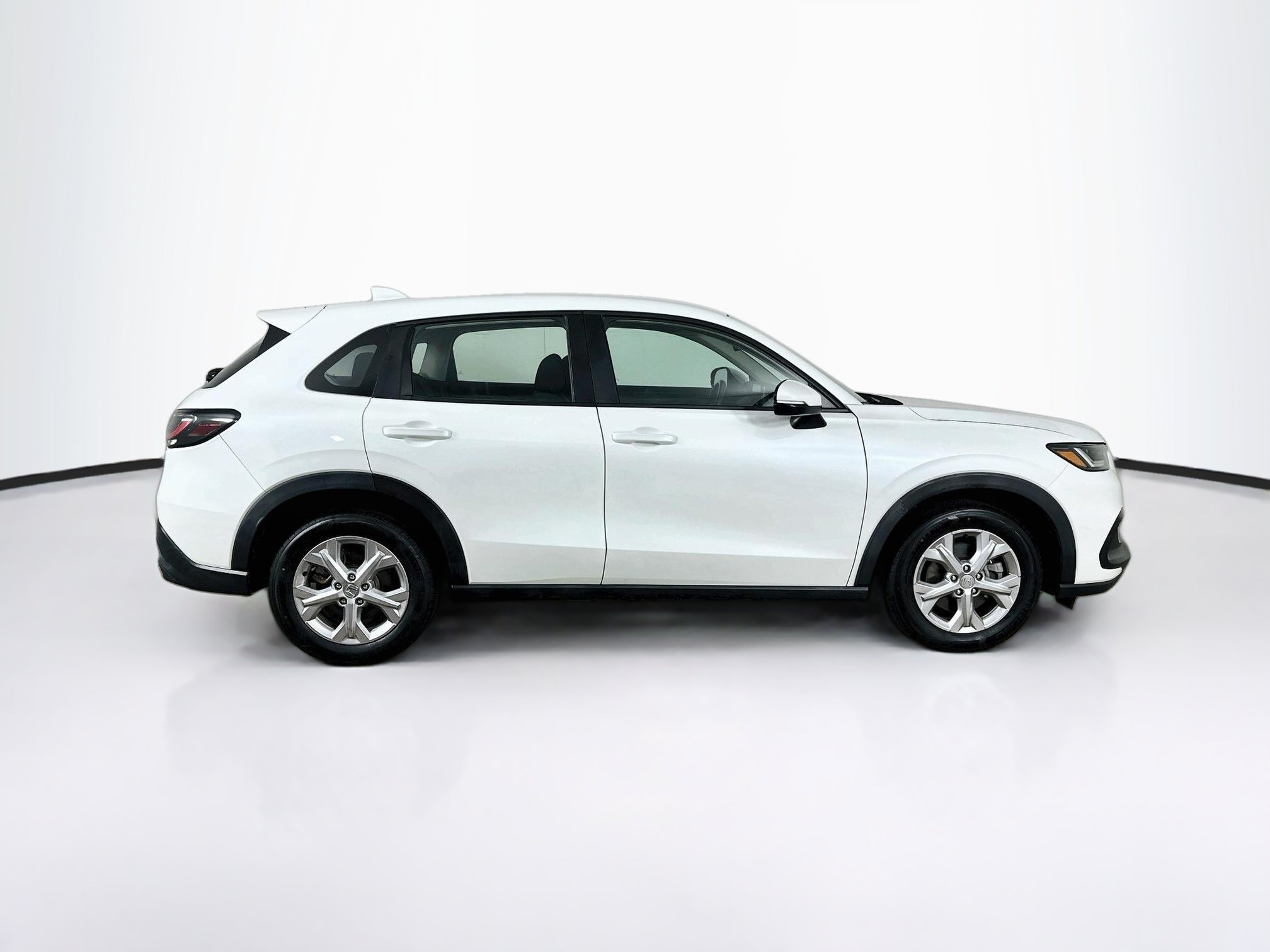 Used 2023 Honda HR-V LX image 10