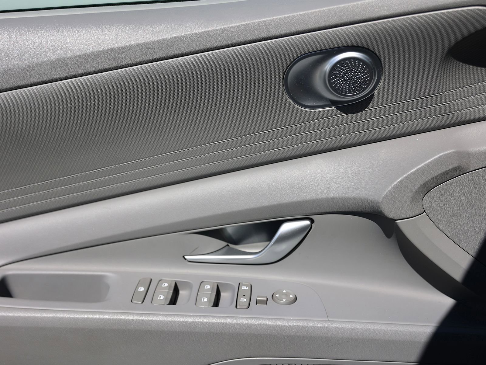 Certified 2023 Hyundai Elantra SEL FWD image 29